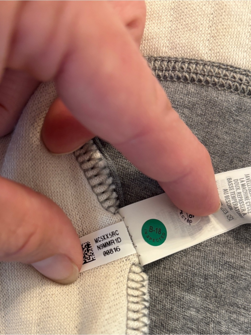 NWT OFFLINE by Aerie Gray Crewneck Pullover Sweatshirt Thumbholes Pockets S - Picture 5 of 13